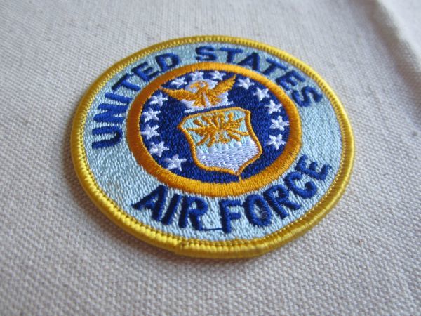 ミリタリー UNITED STATES AIR FORCE アメリカ軍 アメリカ空軍 紋章 ワッペン/パッチ カスタム 国家 米国 古着 サバゲー 253_画像4