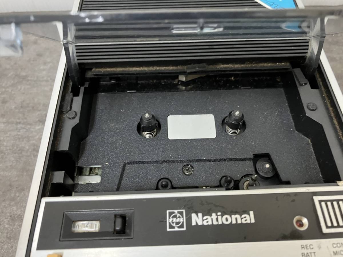 National/ナショナル RQ-413 ポータブル カセット テープ レコーダー 電池ケース部錆び破損有 電池での使用不可 ジャンク 現状お渡し_画像5