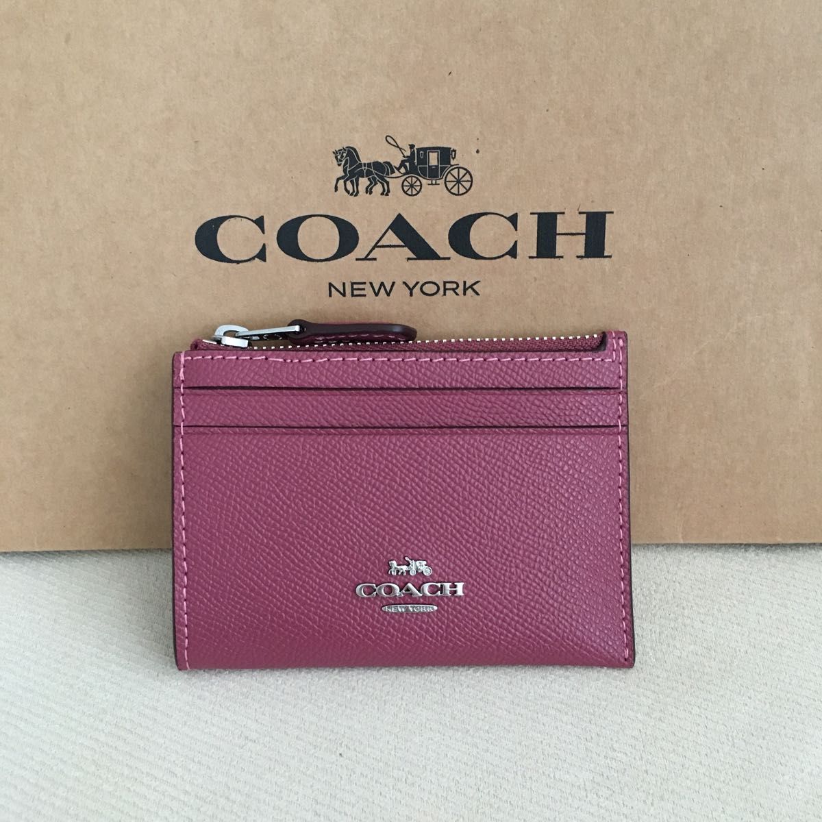 新品　COACH コーチ 定価17,600円 レザー コイン パス IDケース リング付き