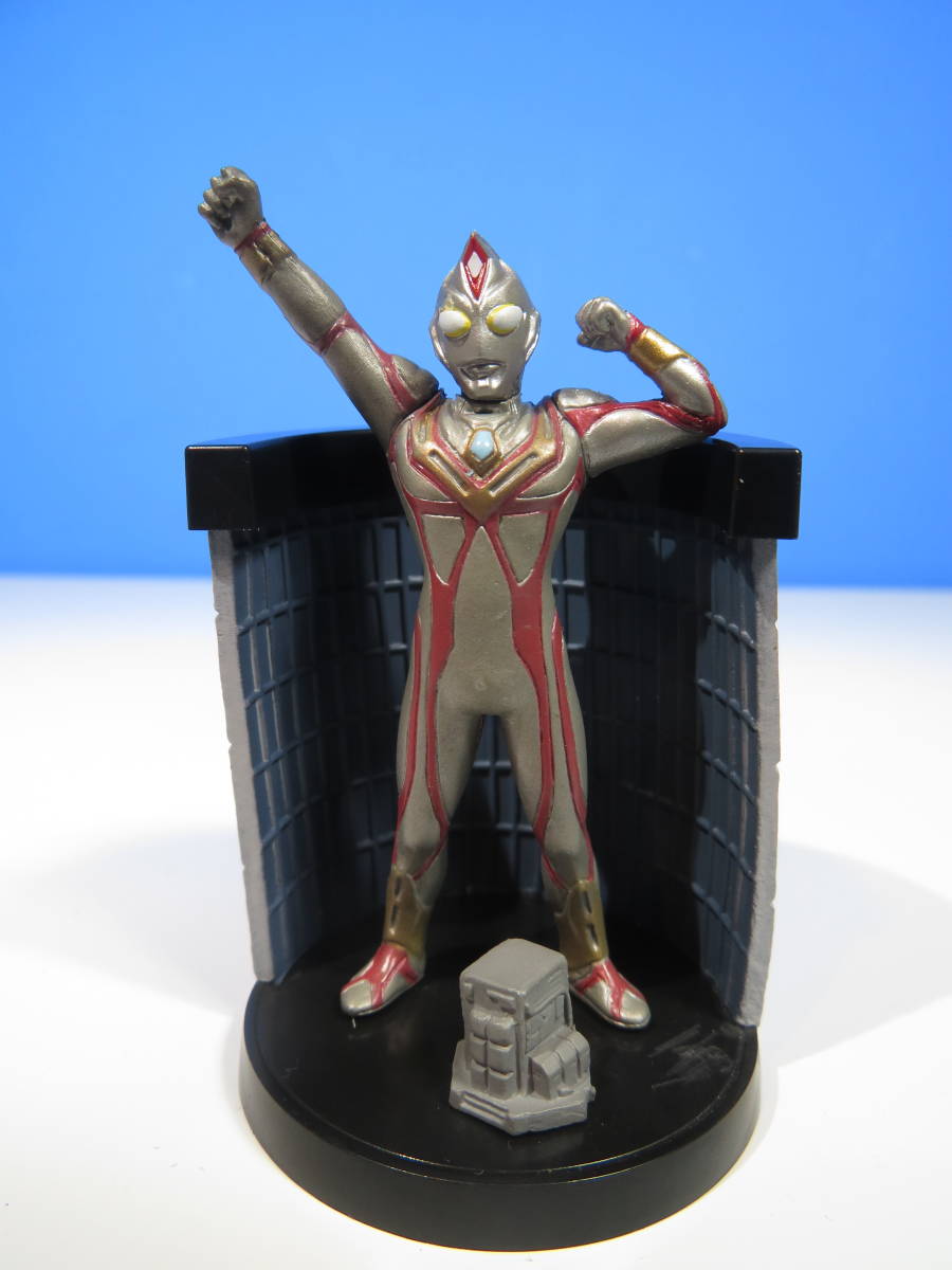  Ultraman Dyna : фигурка коллекция /#49 новый ..