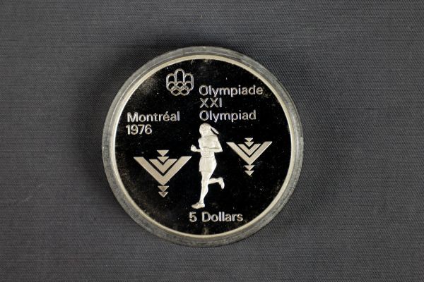 T01-1786 銀貨 シルバー 記念メダル 記念銀貨 10マルク 5点セット ミューヘン モントリオール オリンピック コインプルーフセット_画像8