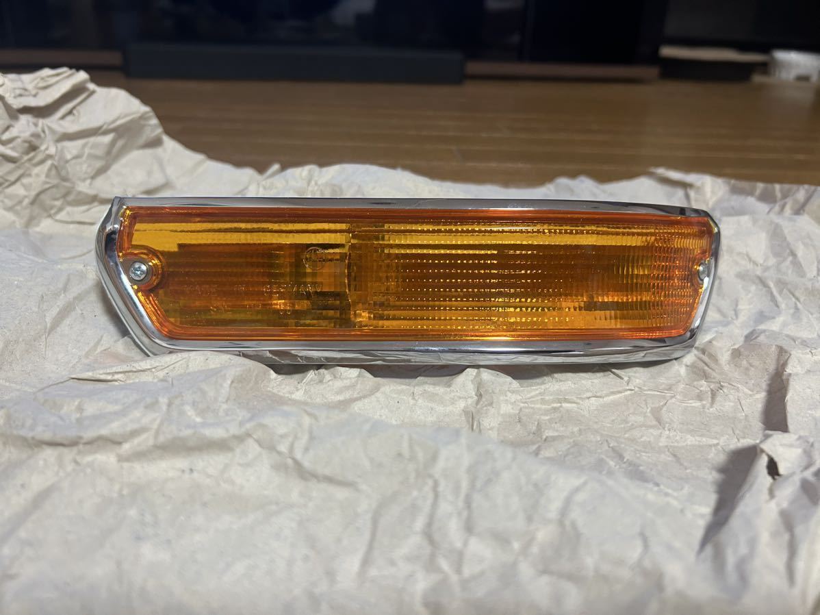 【新品】bmw2002 turbo/tii/ti 純正ウインカー右