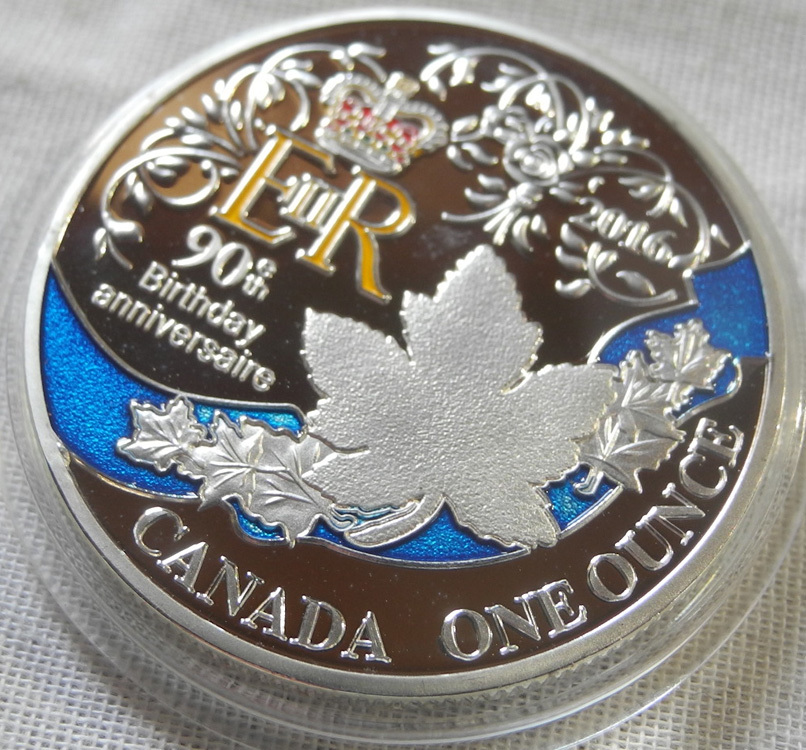 カナダ コレクションコイン エリザベス女王 誕生90周年 記念メダル 1oz 1オンス 銀メッキ メイプルリーフ（検 銀貨 プレゼントの画像3