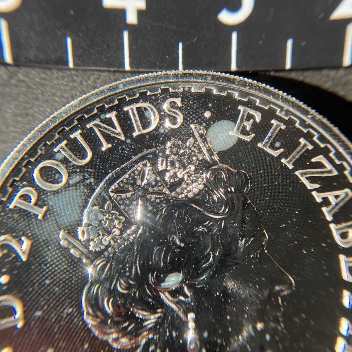 イギリス　２０２０年　ブリタニア銀貨　1オンス　美品★15_画像3