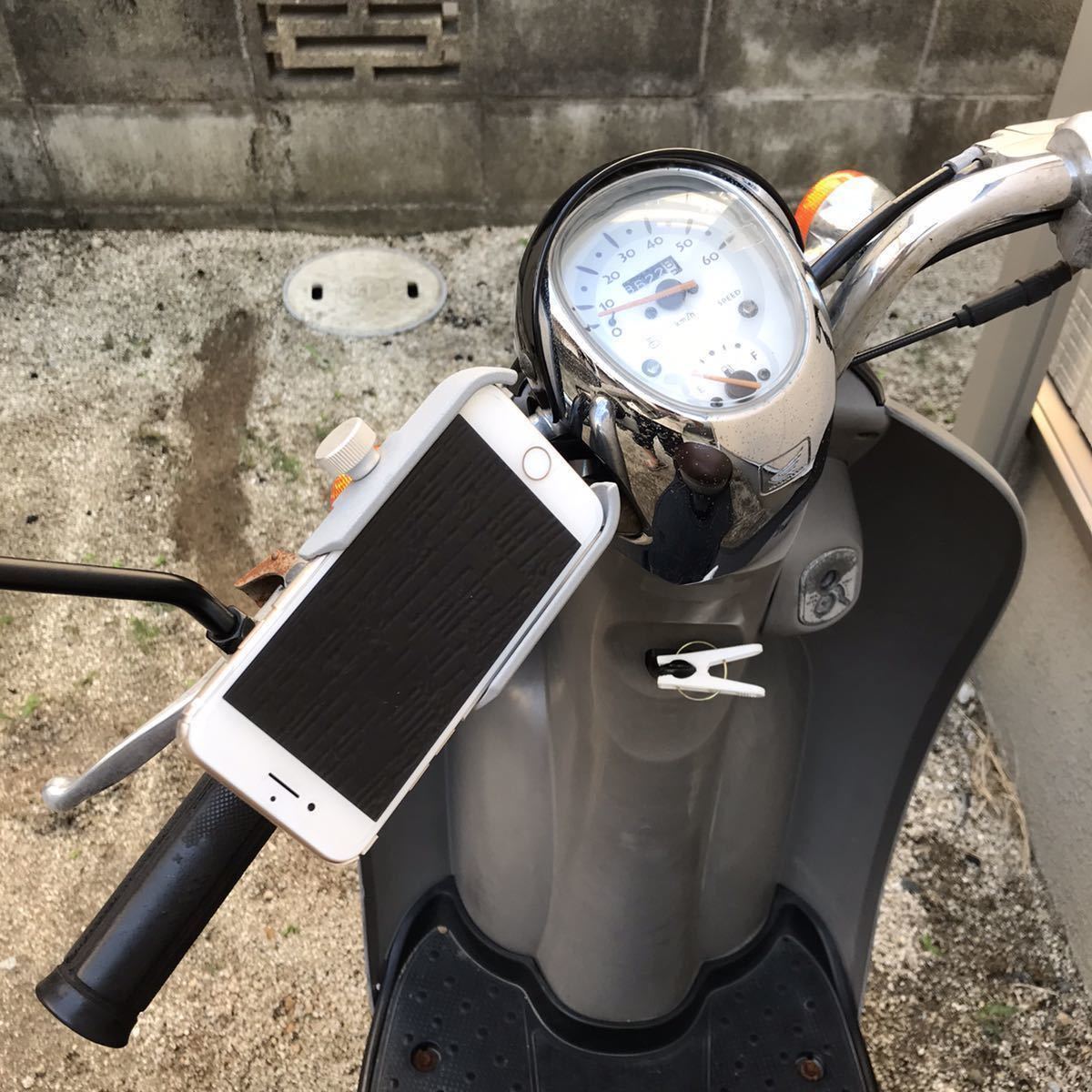 送料350円 即決 アルミ合金製 スマートフォン バイク 自転車用 ブラケット ホルダー 新品 スマホ 固定 オートバイ 宅配 脱着簡単 回転の画像8