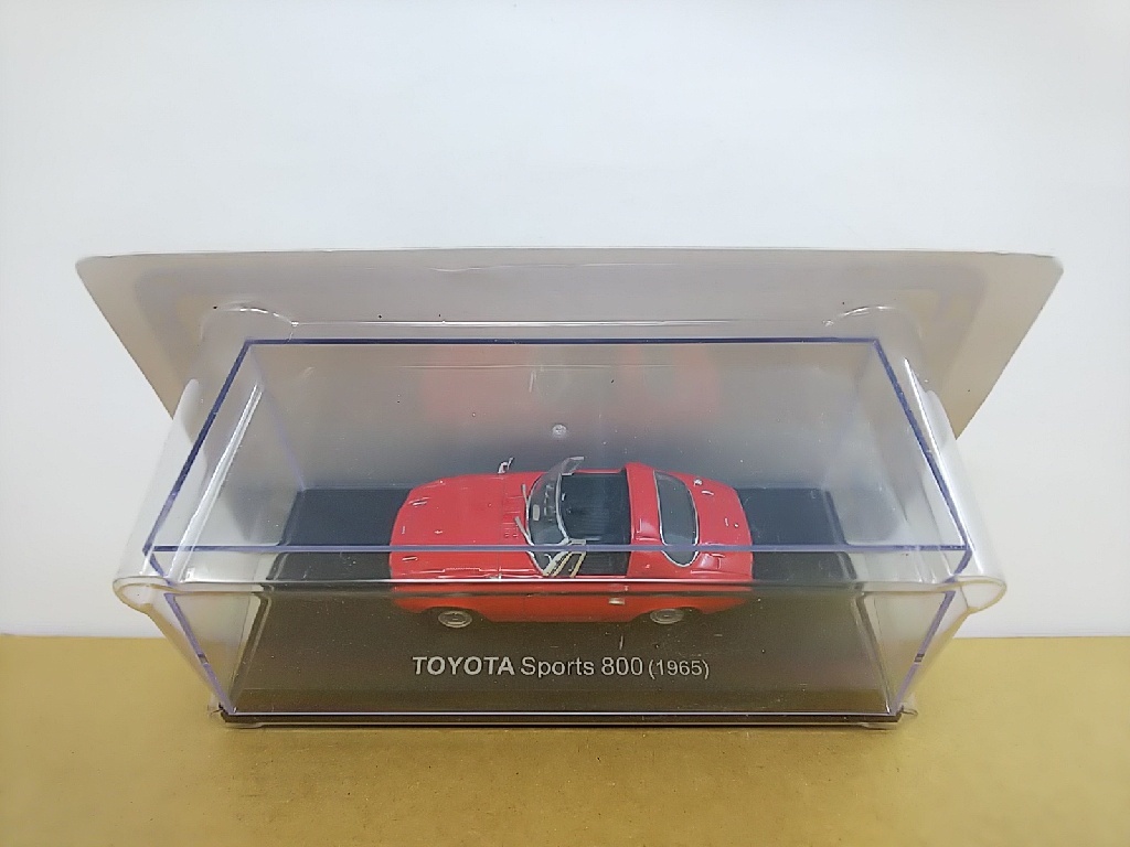 ■ アシェット 1/43 Toyota Sports 800 (1965) 赤 トヨタスポーツ モデルミニカー_画像4