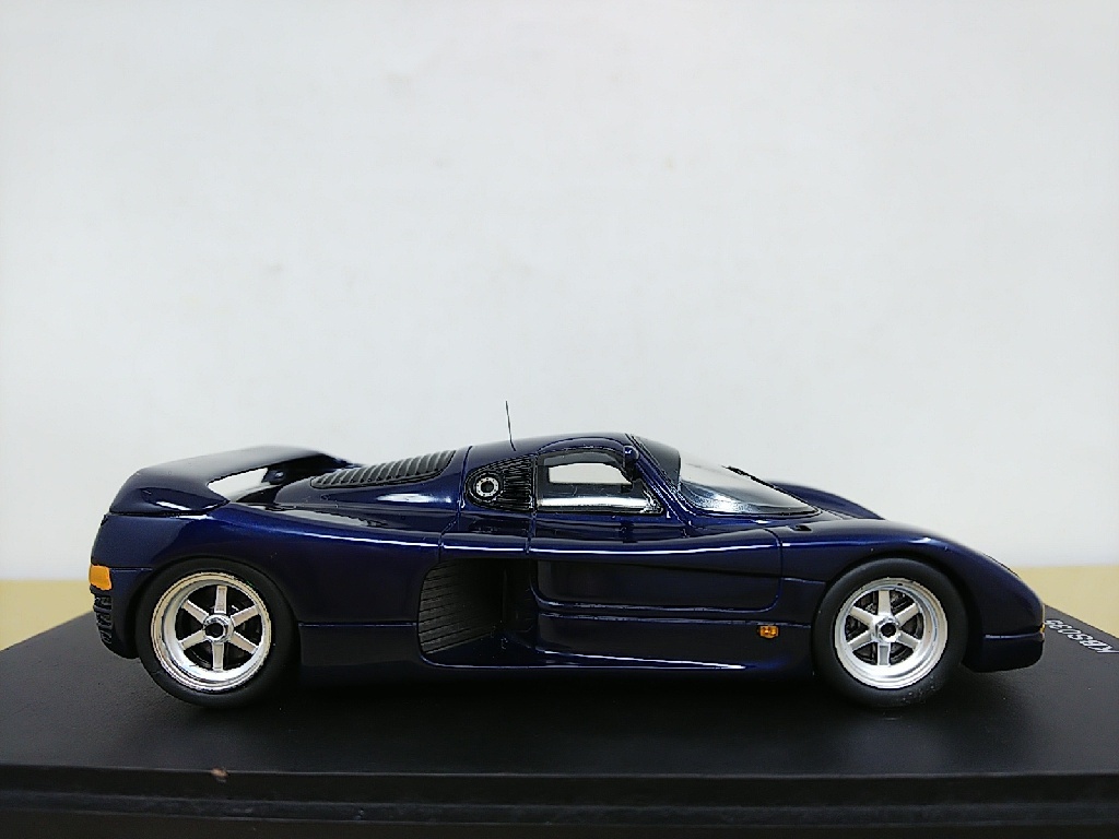 ■ Sparkスパーク 1/43 KBS035 Schuppan 962 CR Metallic Blue 1994 シュパンポルシェ モデルミニカーの画像4