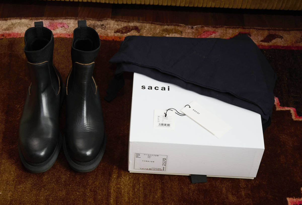 Sacai サカイ Chelsea Boots チェルシーブーツ ¥93 500 SIZE 42 Sacai サカイ Chelsea Boots チェルシーブーツ ¥93 500 SIZE 42