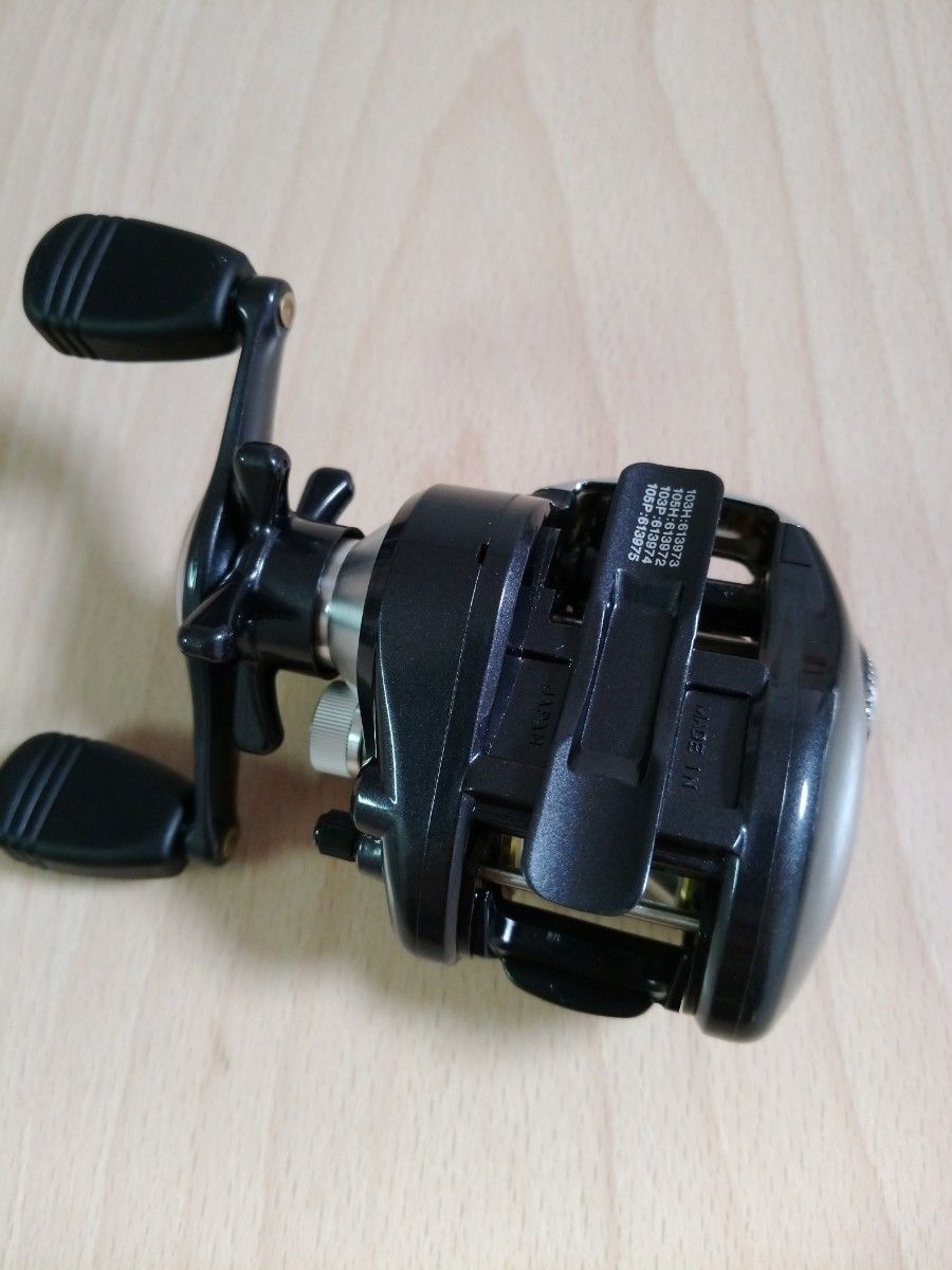 TEAM DAIWA-S チームダイワ-S 105P ダイワ|Yahoo!フリマ(旧 TEAM DAIWA-S チームダイワ-S 105P ダイワ|Yahoo!フリマ(旧