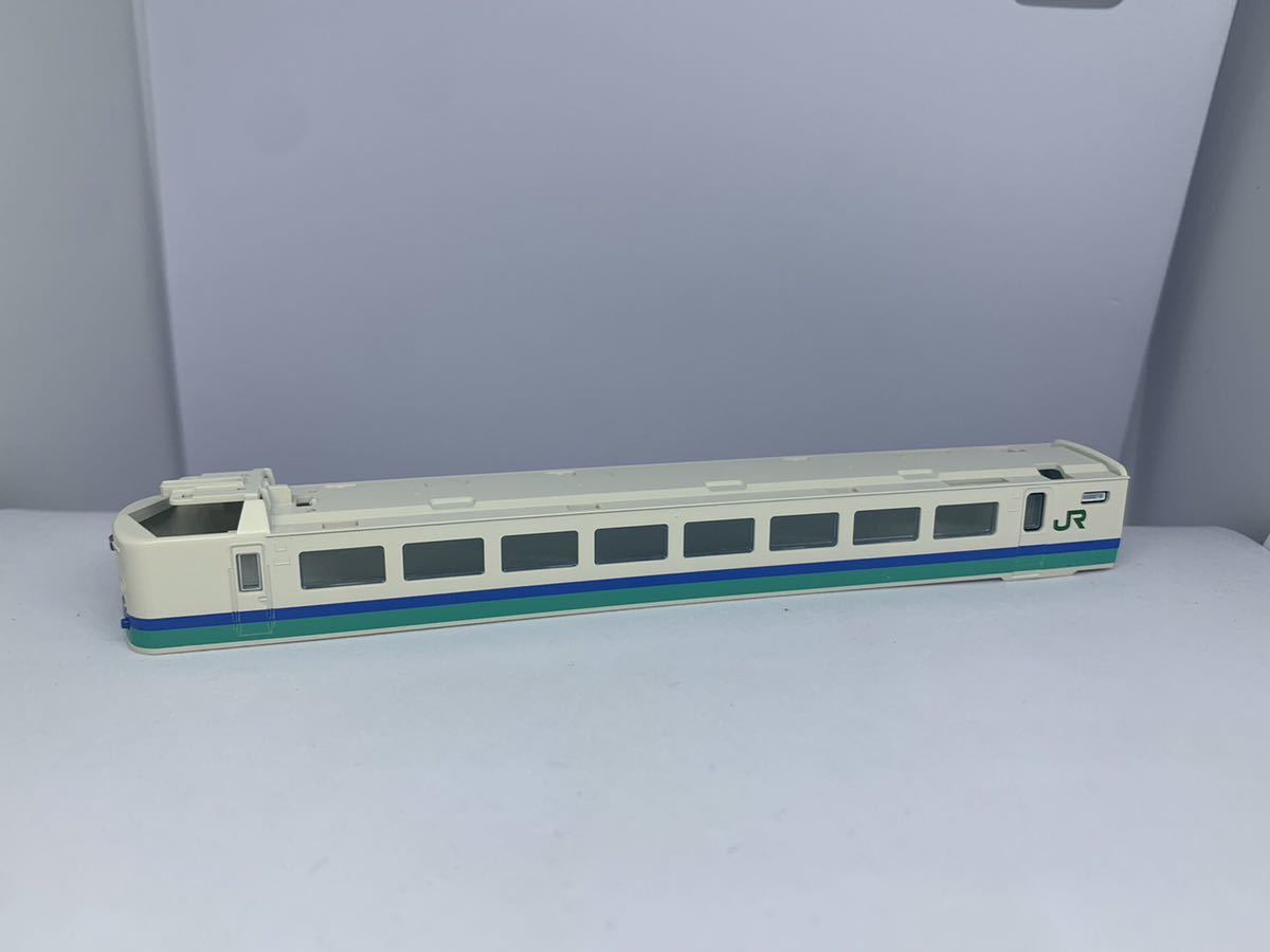 TOMIX 98215 クハ481-1500(GU車)ボディ+側面窓ガラス JR 485系特急電車（上沼垂色・白鳥）基本セットAバラし_画像2