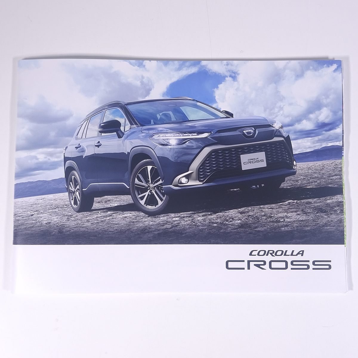 TOYOTA トヨタ COROLLA CROSS カローラ クロス 2点セット 2023 小冊子 パンフレット カタログ 自動車 カー_画像1