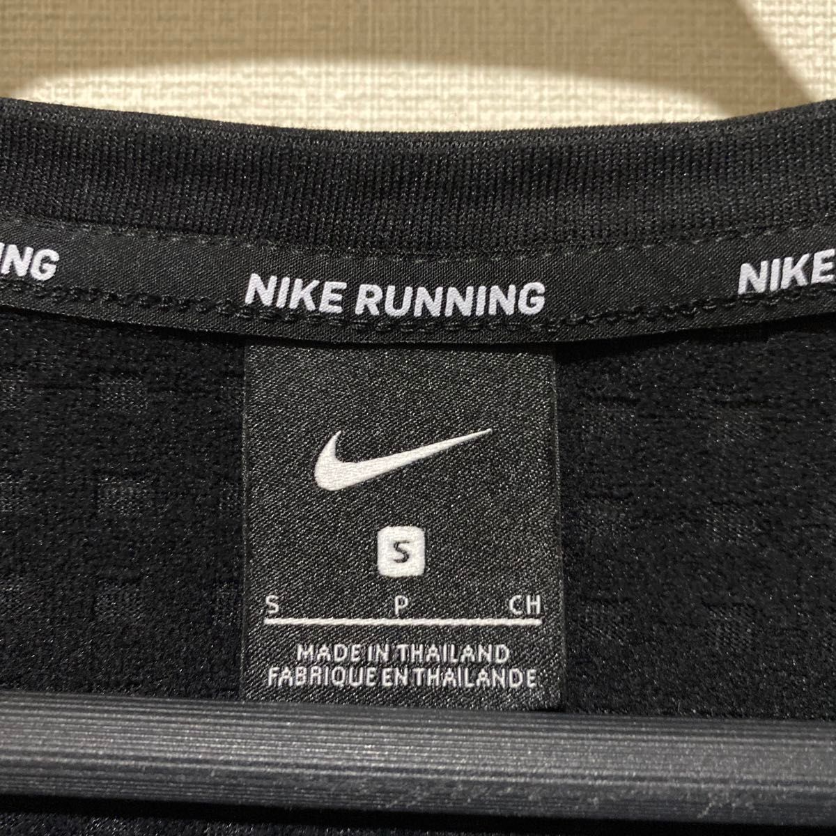 NIKE ナイキ ランニング ロングスリーブ　Tシャツ 東京走　S  長袖 Tシャツ シャツ ブラック