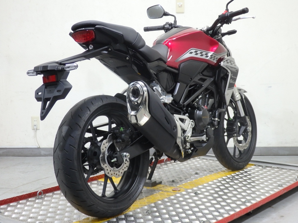 【51619】 CB250R トゥラディショナルで新しいネオスポーツ！ 9,753km MC52の画像7