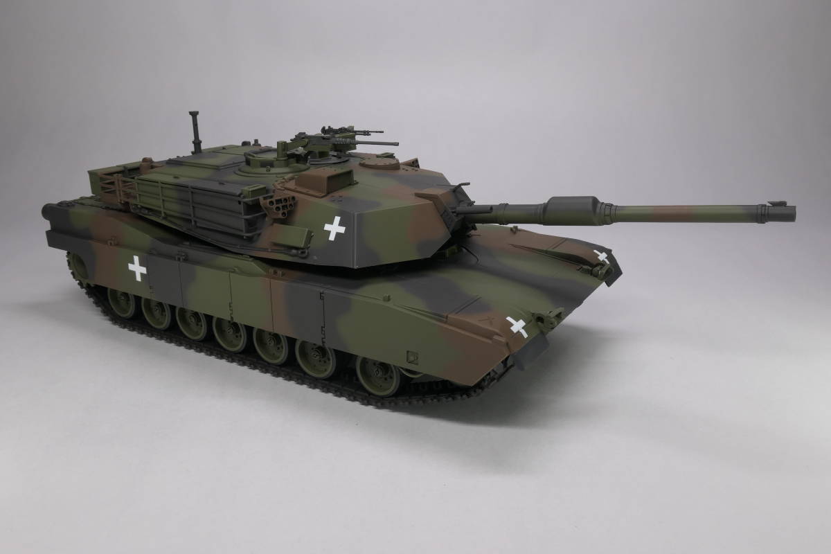 （完成品・模型）1/35 M1A1エイブラムス「ウクライナ軍」