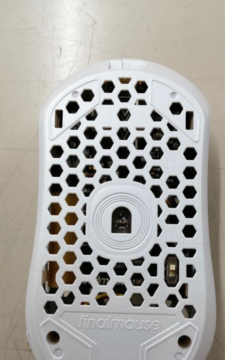 世界限定2500台 finalmouse starlight 12 Zeus small ファイナル 世界限定2500台 finalmouse starlight 12 Zeus small ファイナル