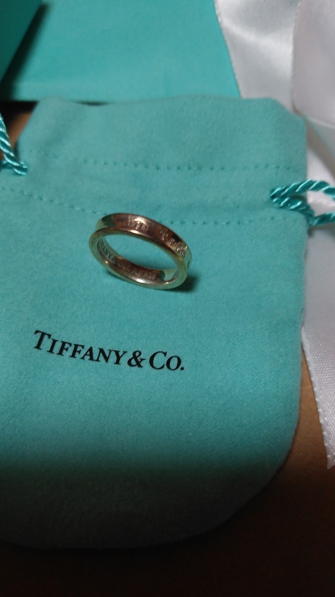 ティファニー 　TIFFANY Co 　リング 指輪 　シルバー 　アクセサリー　ナローリング 　Tiffany　9号　イニシャル刻印有り_画像5