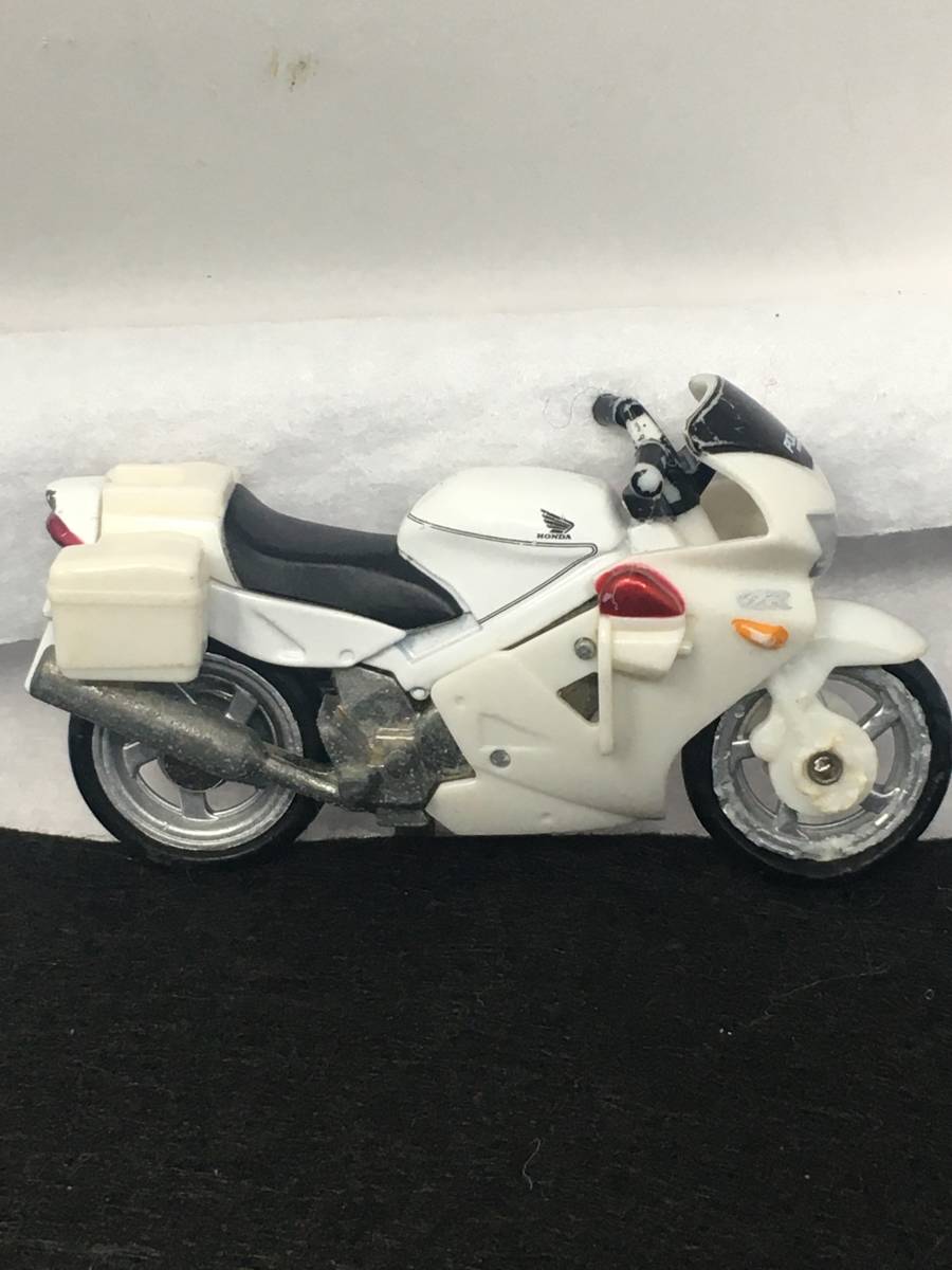 CY-674 トミカ HONDA POLICE BIKE ホンダ 白バイ No.4 警察バイク ミニカー_画像4