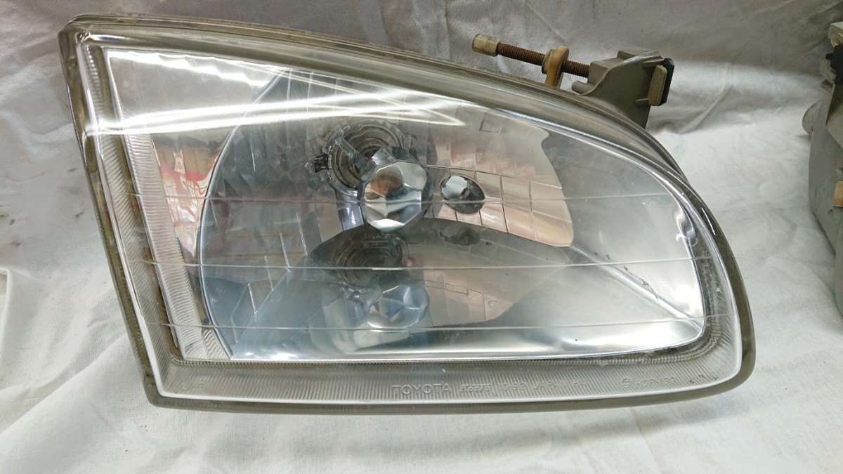 TOYOTA トヨタ　EP91 EP95 スターレット 後期 純正 ヘッドライト 左右 L/R ヘッドランプ　ライト ハロゲン KOITO 10-92_画像2