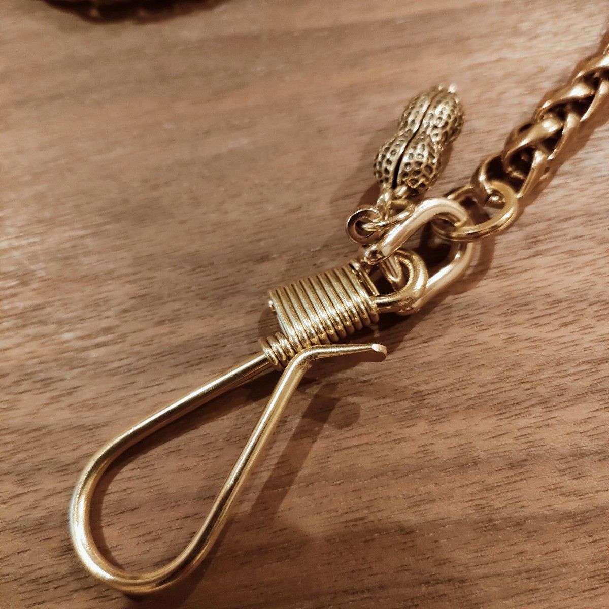 ウォレットチェーン 真鍮Brass needleworks（真鍮）編込みウォレットチェーン　570mmx10mm　ピーナッツ