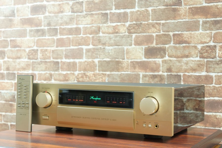 Accuphase C-2410 アキュフェーズ プリアンプ ワンオーナー品 / コントロールアンプ #R08660