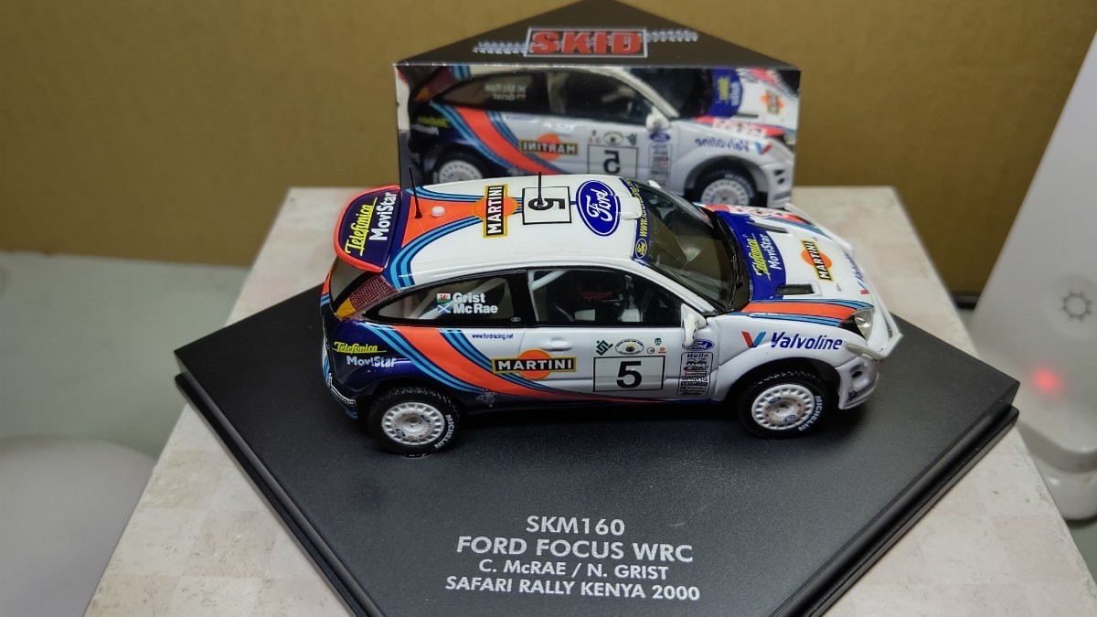 スケール 1/43 SKM 160 ！ FORD FOCUS WRC ！ 世界のラリーカー！ SKID_画像1