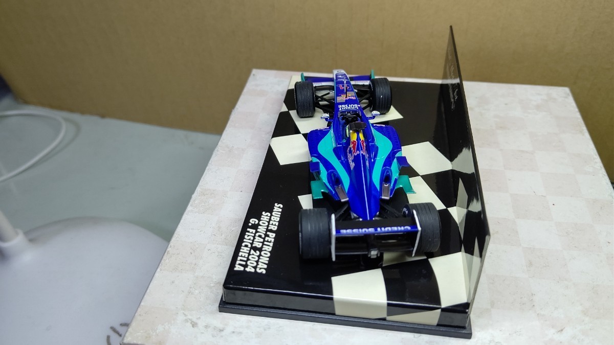 スケール 1/43 SAUBER PETRONAS SHOWCAR 2004年 ！世界のレーシングカー！ MINICHAMPS_画像6