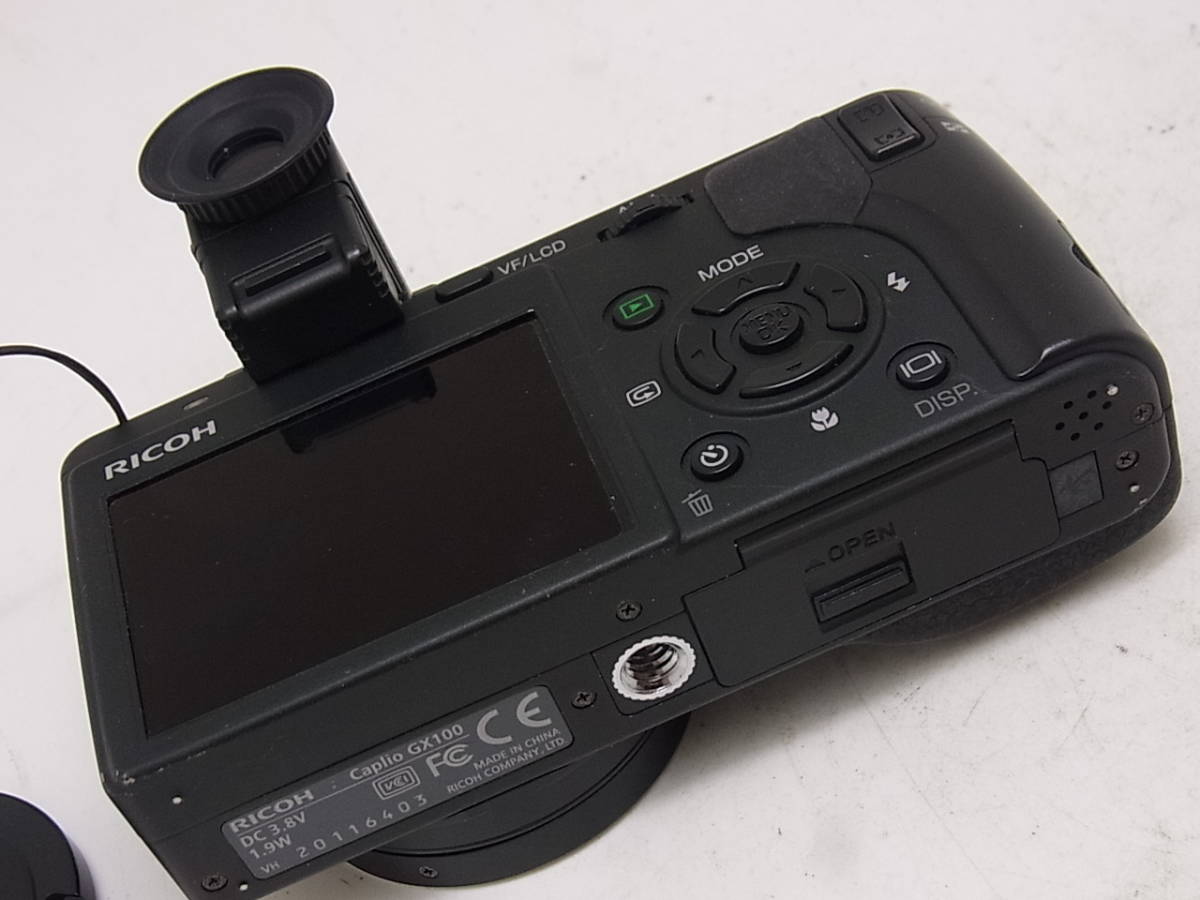 ☆ リコー RICOH CAPLIO GX 100 (点検済み！全機能問題無し！充電器及び電池付属！）☆_画像4