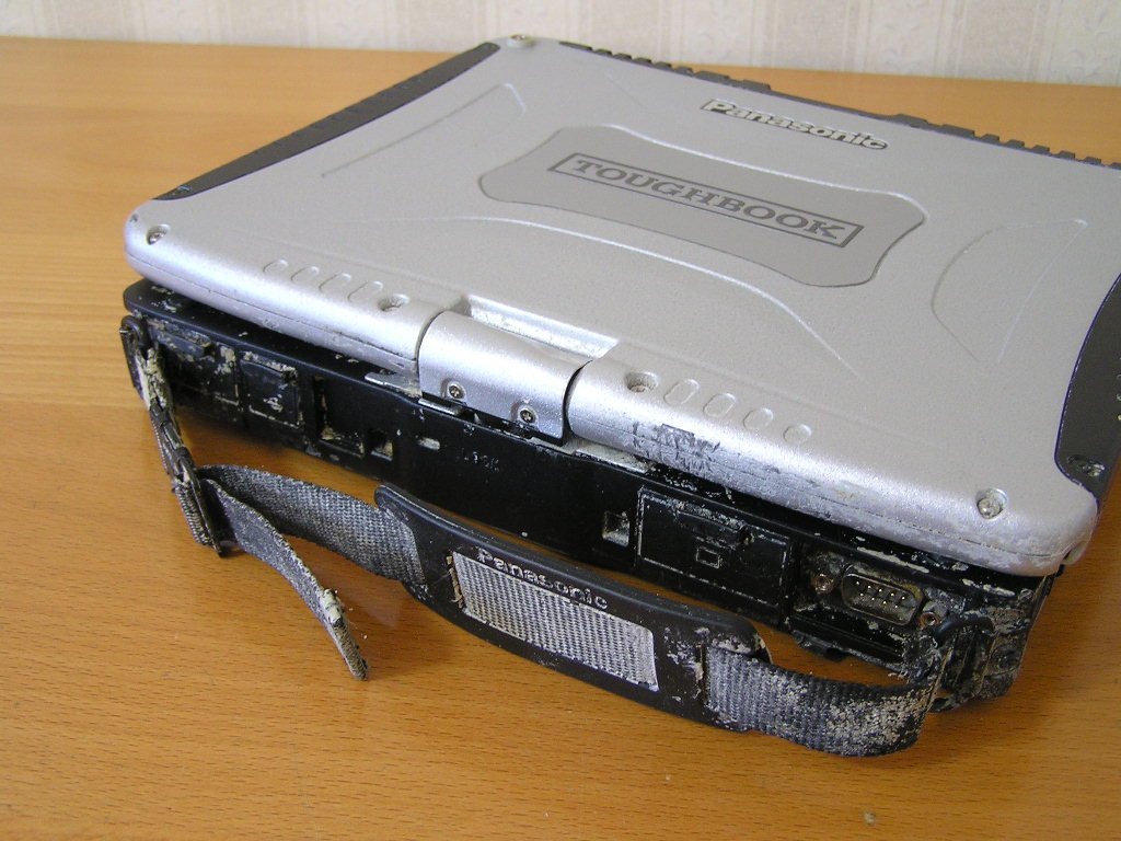 ◆TOUGHBOOK タフブック ◆CF-19ZE001CJ ◆ジャンク 汚れ大 #4_画像6