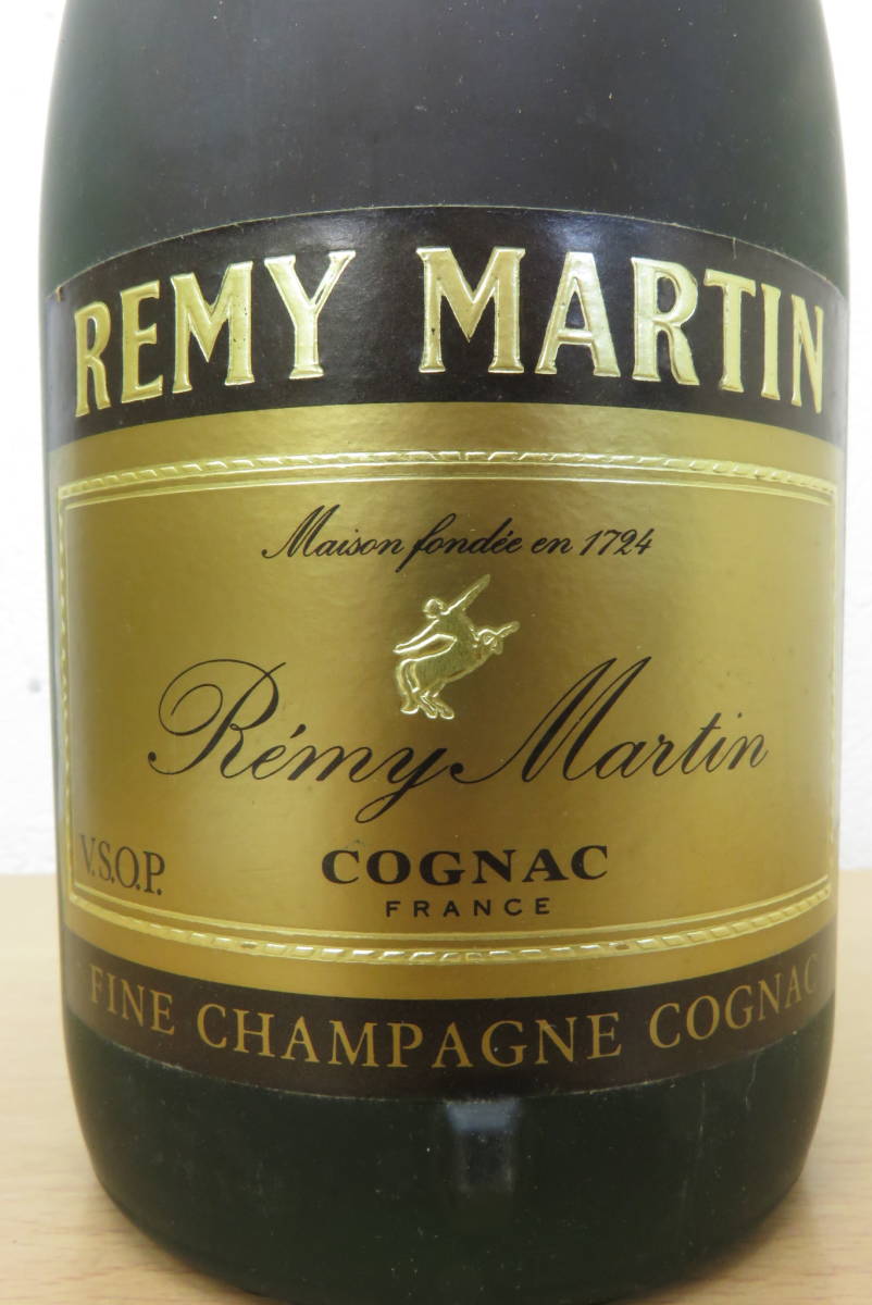 1911 ア601-205　お酒　レミーマルタン VSOP　REMY MARTIN　ファインシャンパーニュ　コニャック COGNAC　700ml 40%　未開栓 古酒　80_画像4