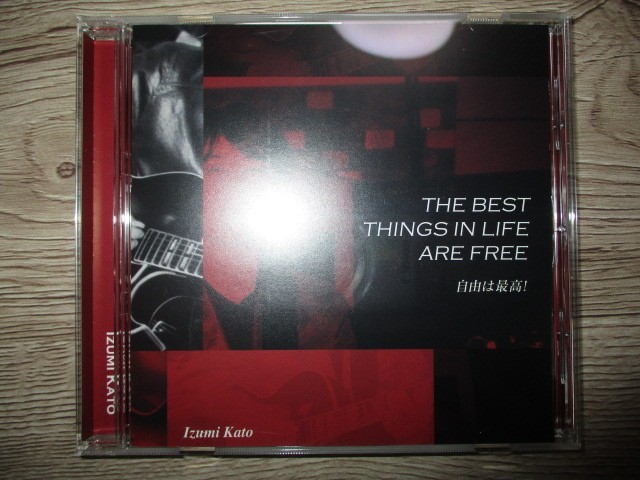 BT　B2　送料無料♪【　THE BEST THINGS IN LIFE ARE FREE　IZUMI KATO　】中古CD　_画像1