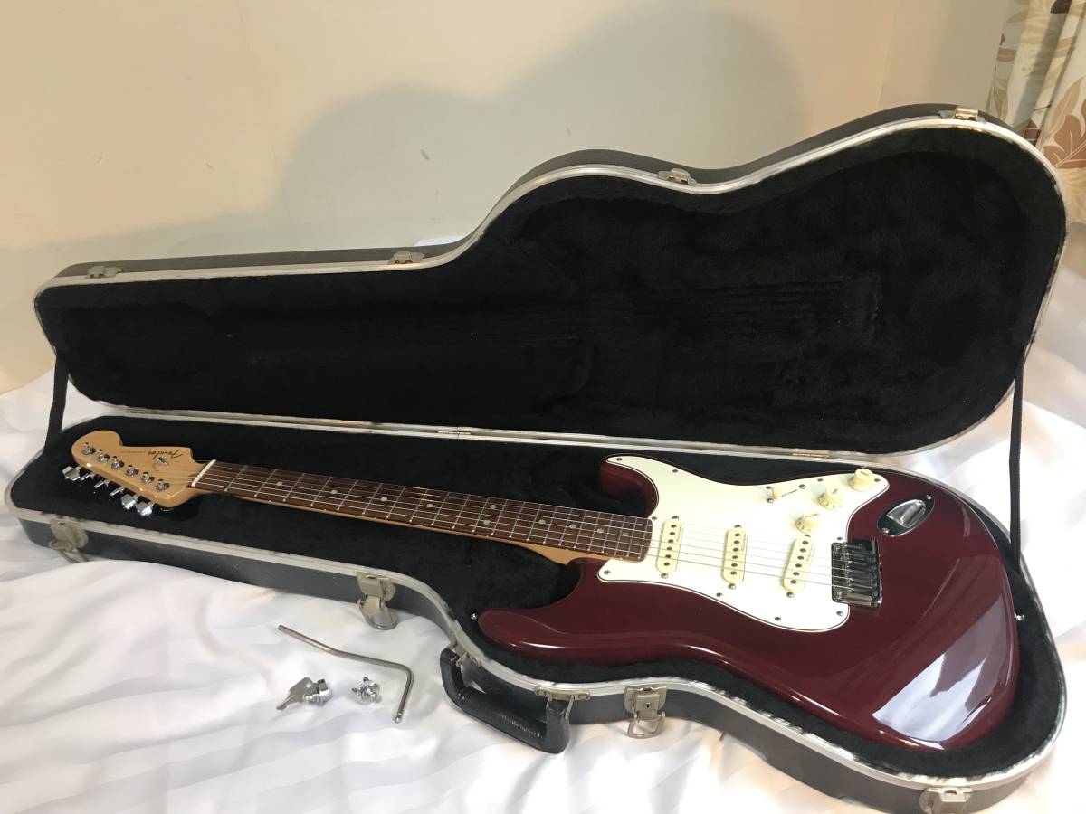 Fender Storatcaster USA with Fender Noiseless PickUps_画像10