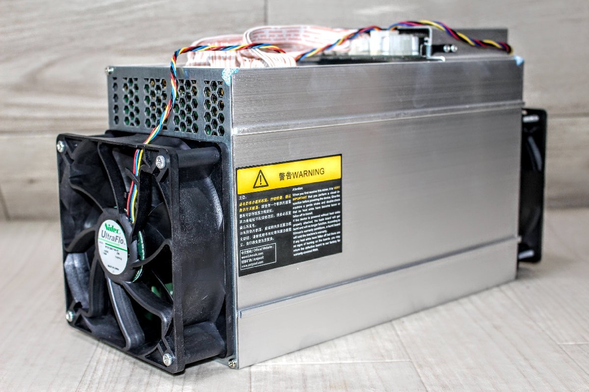 ☆美品☆BITMAIN　ビットメイン　ビットコインマイナー　ANTMINER L3＋　(Sub:504M)　M1219_画像1