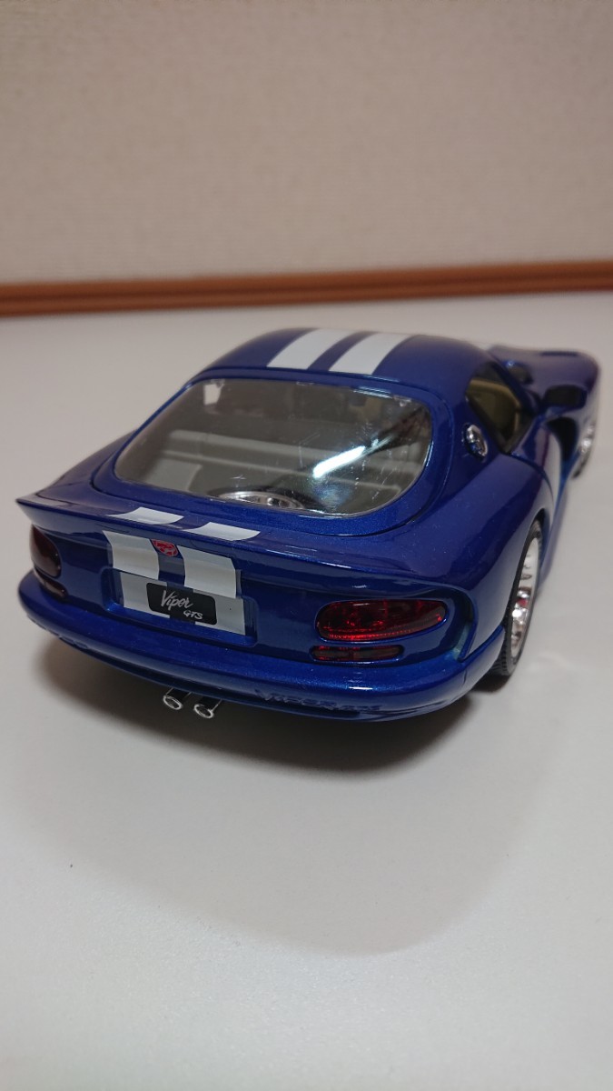 burago Dadge VIPER GTS coupe 1/18