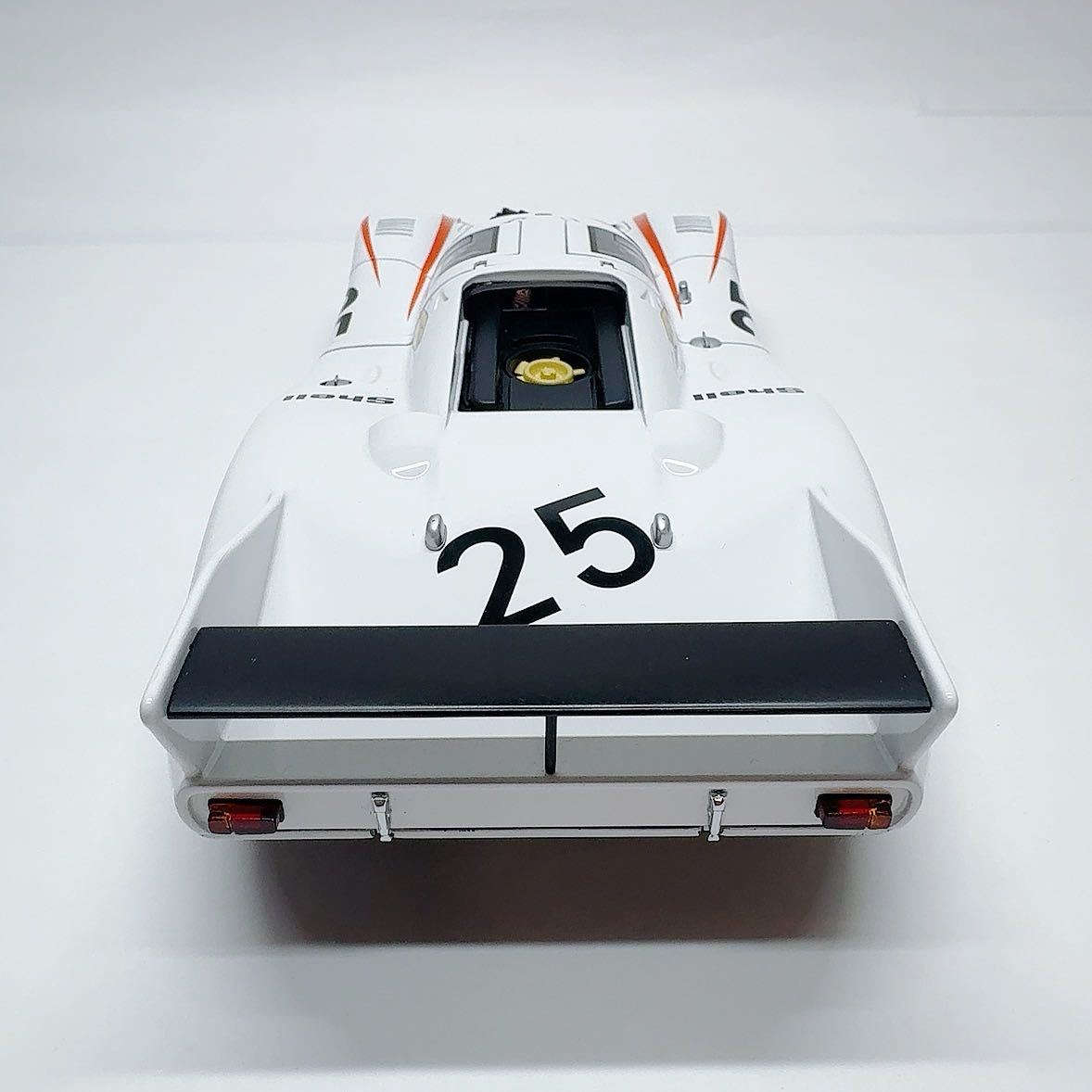 【K1】1/18 AUTOart 87082 PORSCHE 917 LH 24HRS LEMANS 1970 VIC ELFORD #25 ポルシェ ルマン オートアート _画像6