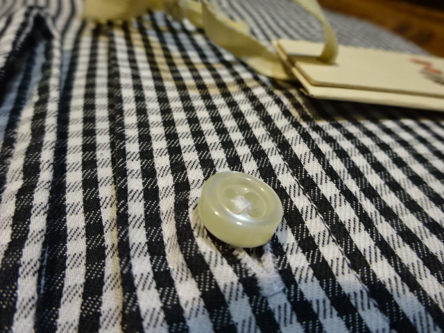 激安！新品　送料無料　イタリア製　ギローバー長袖のシャツ　ブラックのギンガムチェック　XL_画像7