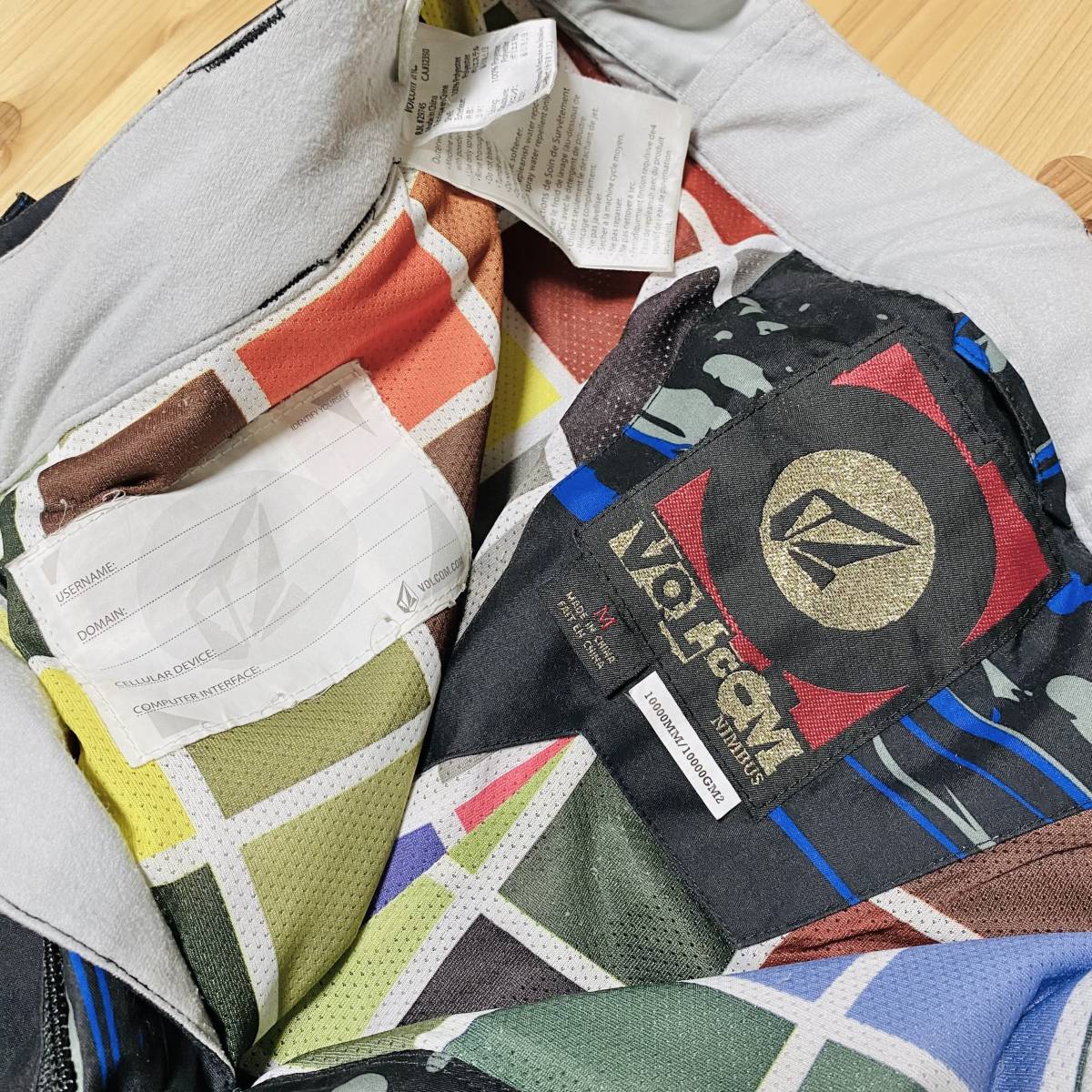 VOLCOM NIMBUS TONE PANT 迷彩 スノーボード パンツ メンズ M VOLCOM NIMBUS TONE PANT 迷彩 スノーボード パンツ メンズ M