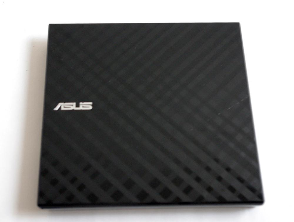 ★Win11動作確認済 ASUS ポータブル DVDドライブ 薄型 バスパワー SDRW-08D2S-U USB接続 USB付 外付 エイスース #3812_画像2