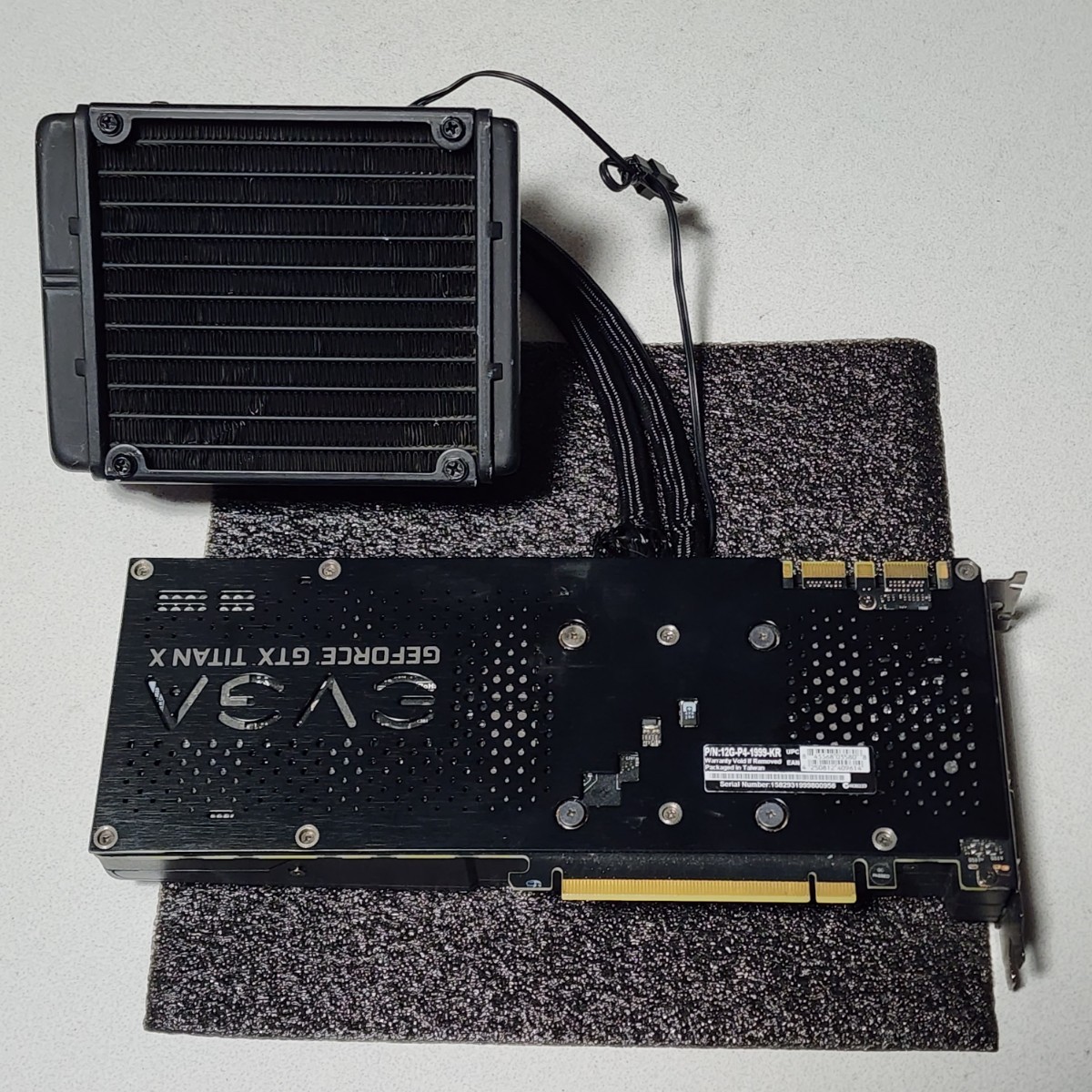 EVGA GEFORCE GTX TITAN X HYBRID 12GB GDDR5 動作確認済み 冷却 EVGA GEFORCE GTX TITAN X HYBRID 12GB GDDR5 動作確認済み 冷却