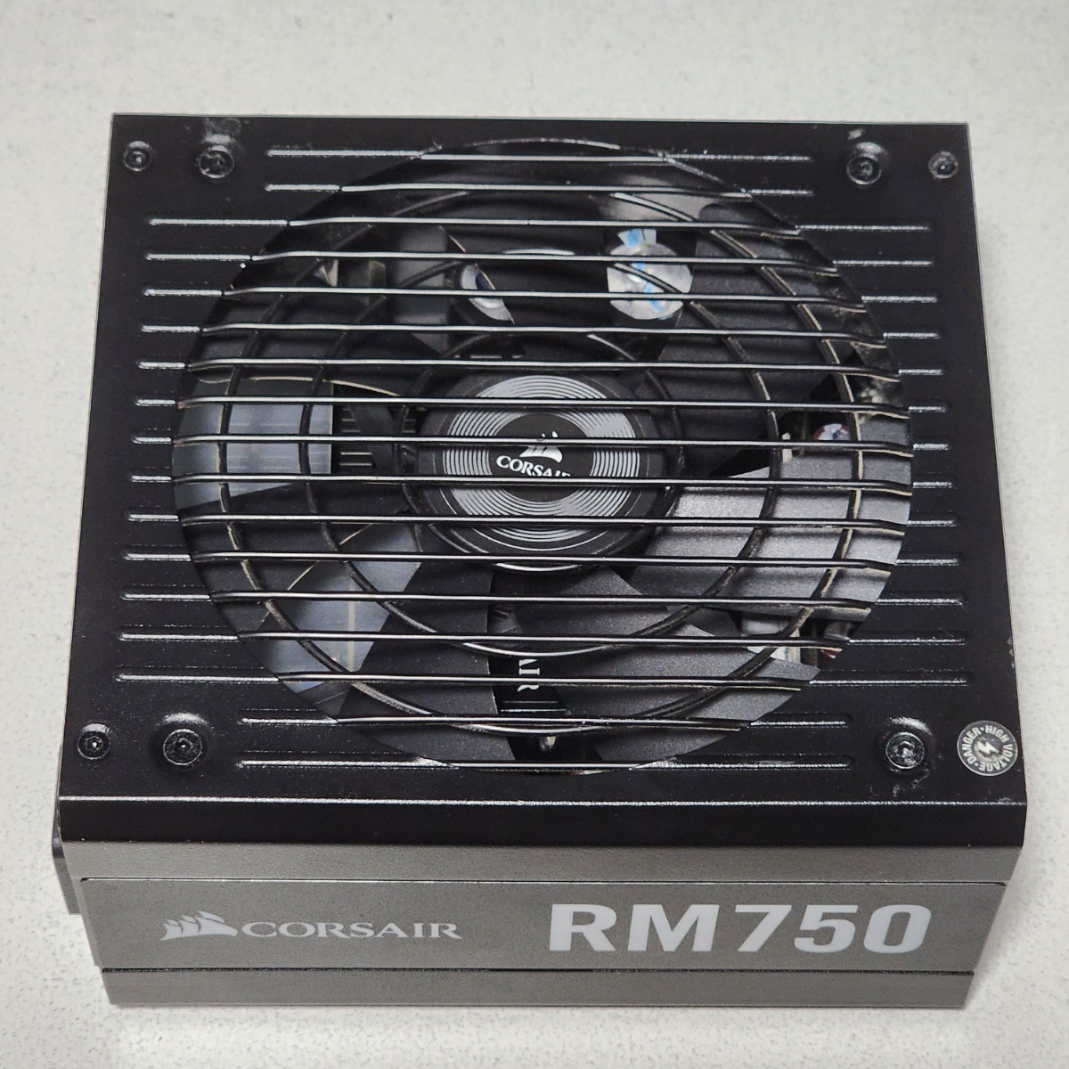 CORSAIR RM750(RPS0119) 750W 80PLUS GOLD認証 ATX電源ユニット フルプラグイン 動作確認済み PCパーツ_画像7