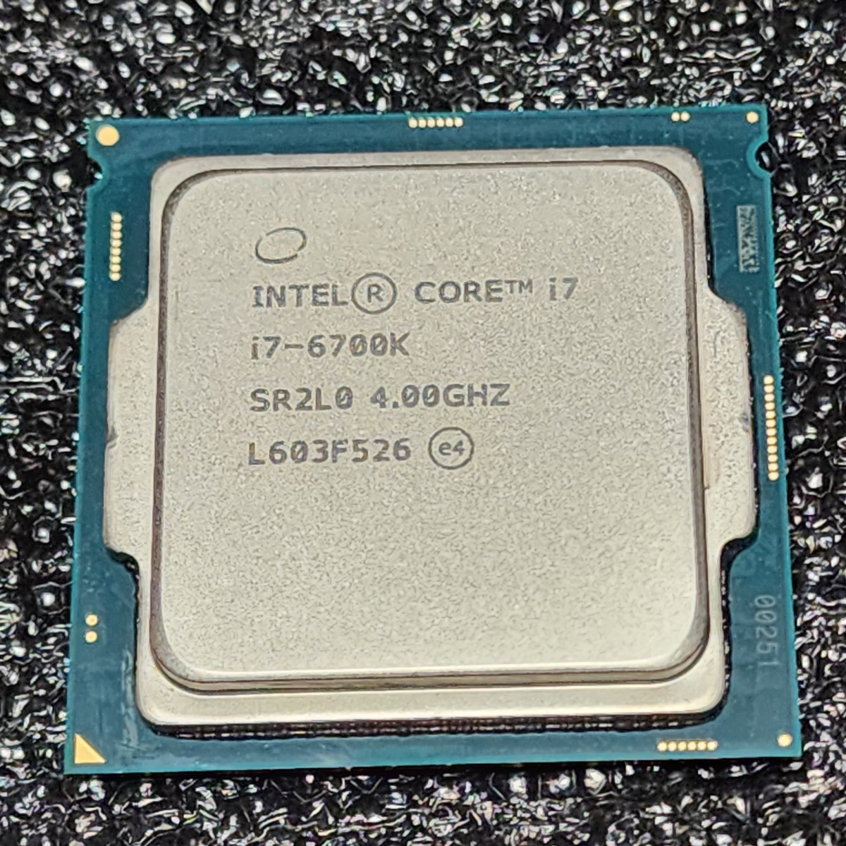 CPU Intel Core i7 6700K 4.0GHz 4コア8スレッド SkyLake PCパーツ インテル 動作確認済み_画像1