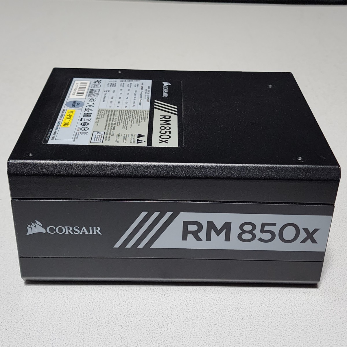 CORSAIR RM850x(RPS0017) 850W 80PLUS GOLD認証 ATX電源ユニット CORSAIR RM850x(RPS0017) 850W 80PLUS GOLD認証 ATX電源ユニット