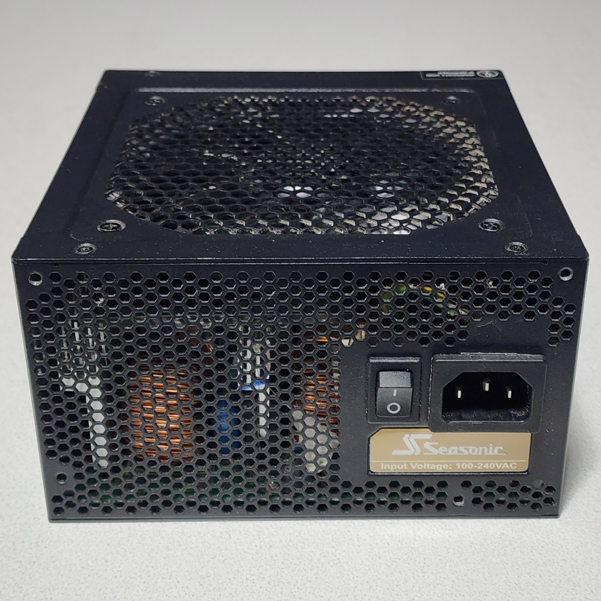 Seasonic X-SERIES SS-750KM3 750W 80PLUS GOLD認証 ATX電源ユニット フルプラグイン 動作確認済み PCパーツ Seasonic X-SERIES SS-750KM3 750W 80PLUS GOLD認証 ATX電源ユニット フルプラグイン 動作確認済み PCパーツ