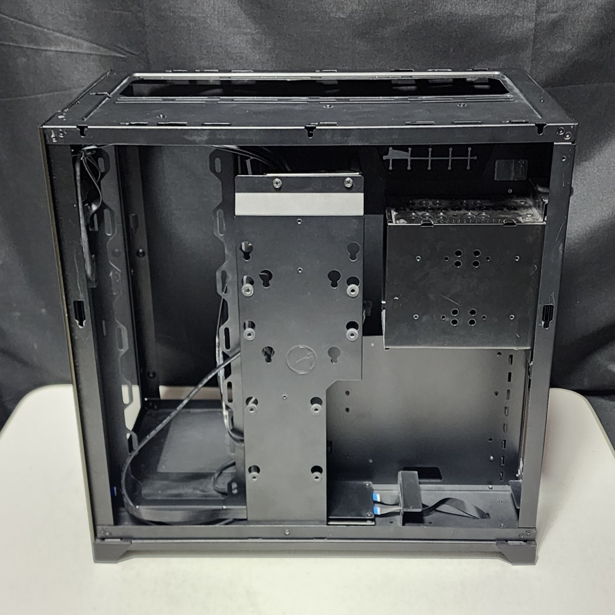LIAN LI O11 DYNAMIC RAZER EDITION ミドルタワー型PCケース(E LIAN LI O11 DYNAMIC RAZER EDITION ミドルタワー型PCケース(E