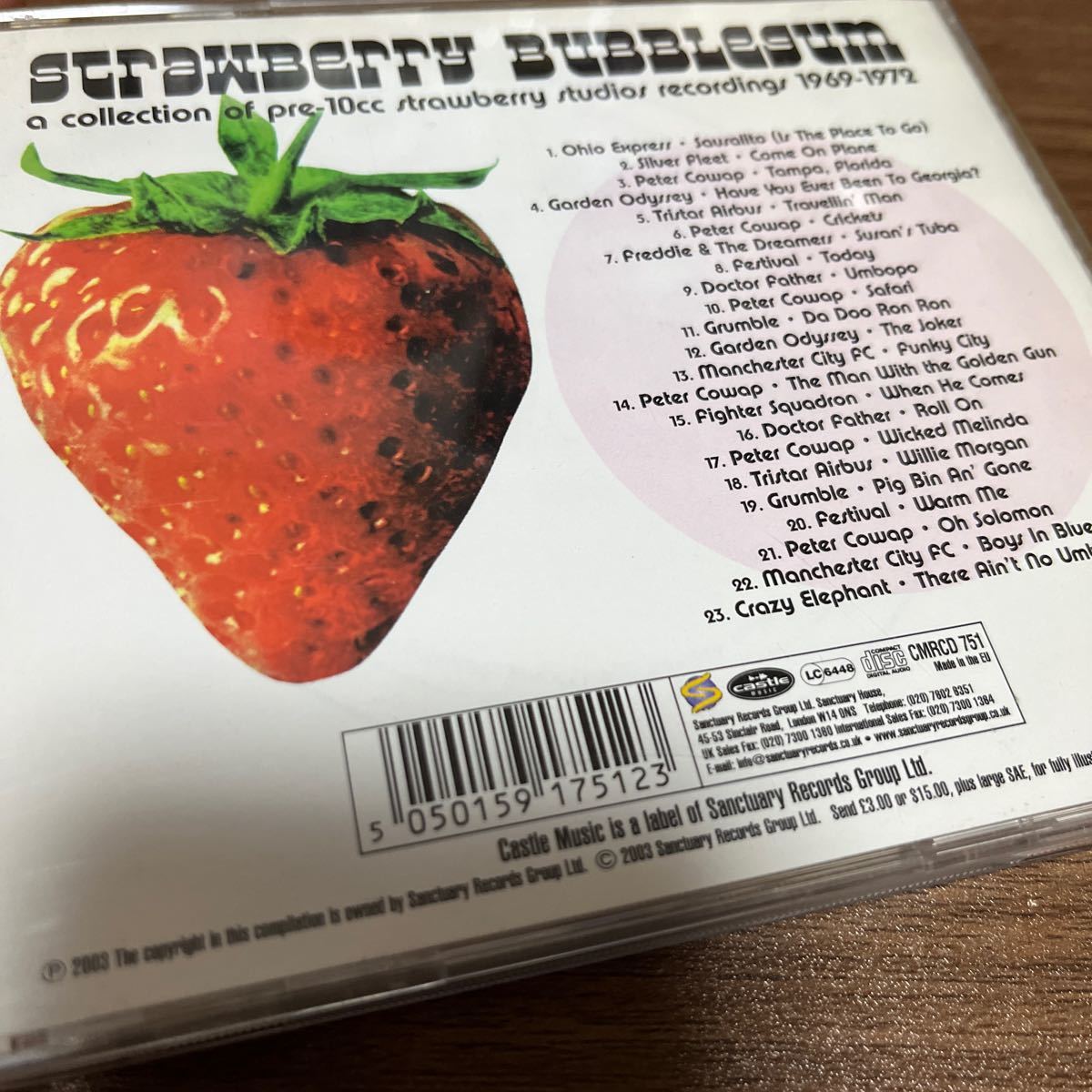 送料無料　廃盤　Strawberry Bubblegum a collect of pre-10cc strawberry studios recording1969-1972_画像2