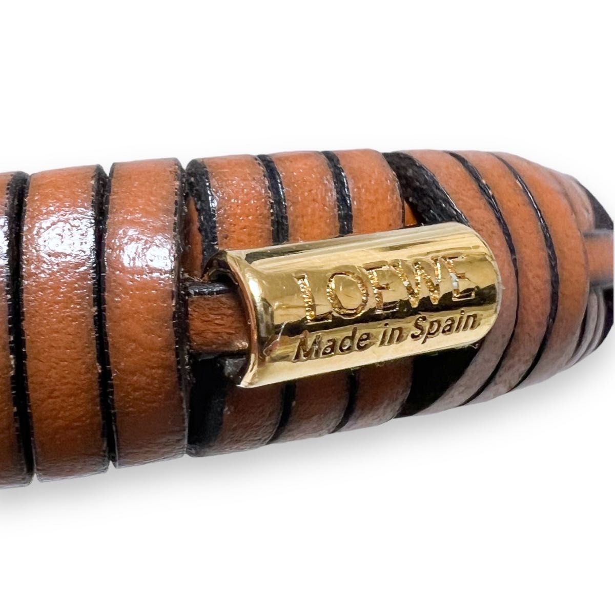 LOEWE ロエベ ウーブン バングル ブレスレット レザー|Yahoo LOEWE ロエベ ウーブン バングル ブレスレット レザー|Yahoo
