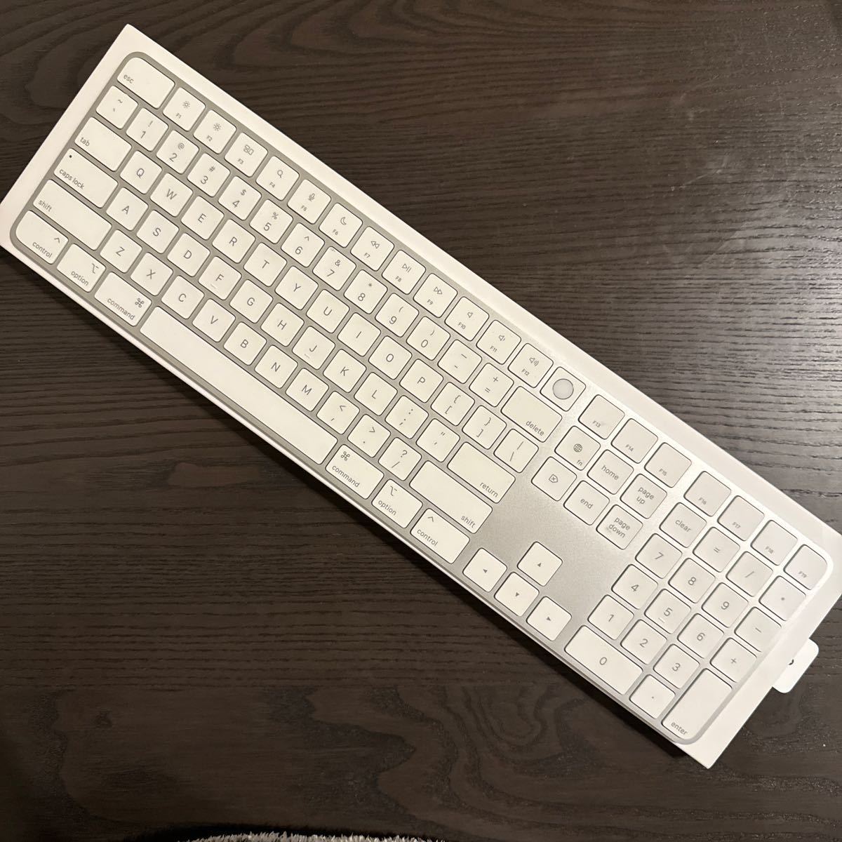 Apple Magic Keyboard with Touch ID ホワイトUS 英語キーボード