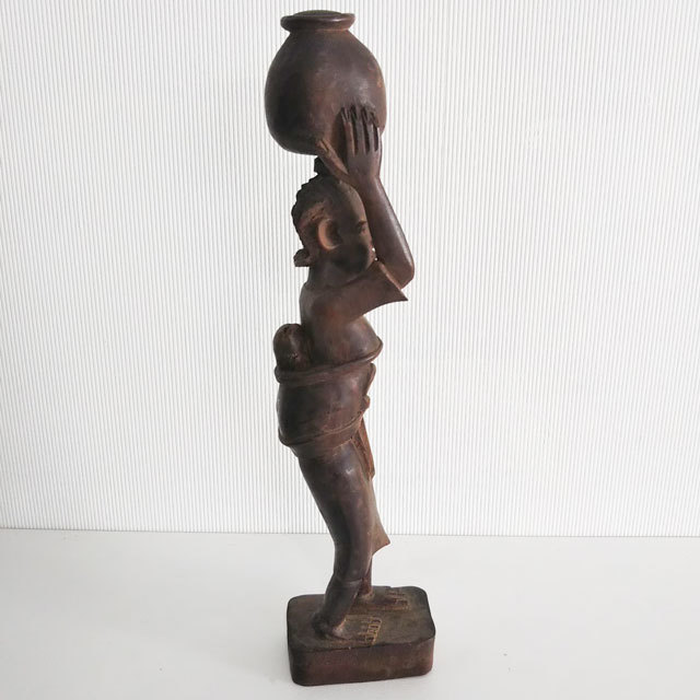 木製 人形 置物 赤ちゃん おんぶ 女性 木彫り ハンドメイド インテリア コレクション レトロ アンティーク ディスプレイ_画像3
