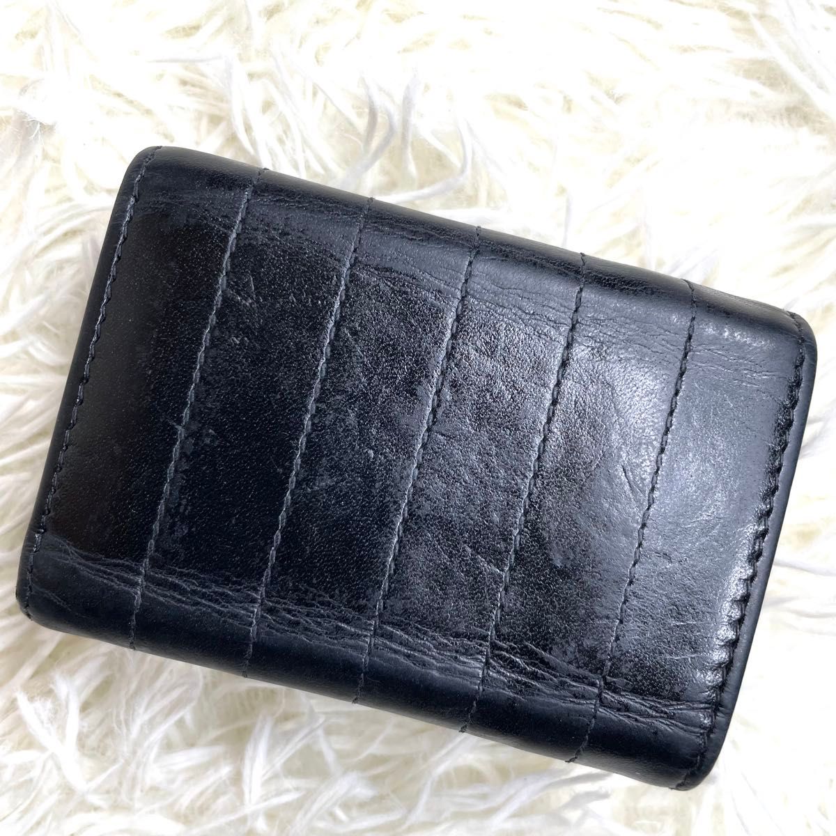 希少品 入手困難 / YSL サンローラン タイニーカサンドラオリガミウォレット 三つ折り財布 レザー ブラック 562047