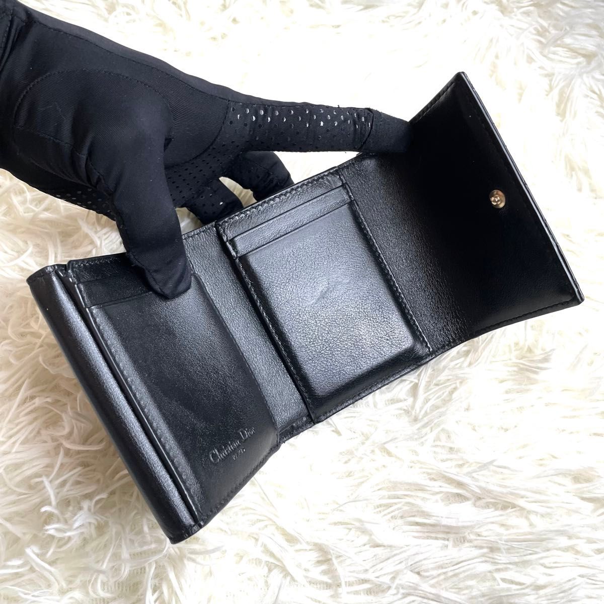極美品 / Dior クリスチャンディオール パテントレザーロータスウォレット 三つ折り財布 カナージュライン レザー ブラック