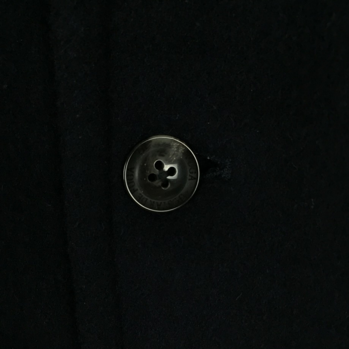 美品 ゴスタールジフーガ チェスターコート ショート丈 ネイビー サイズ44 返品可能 送料無料_画像4